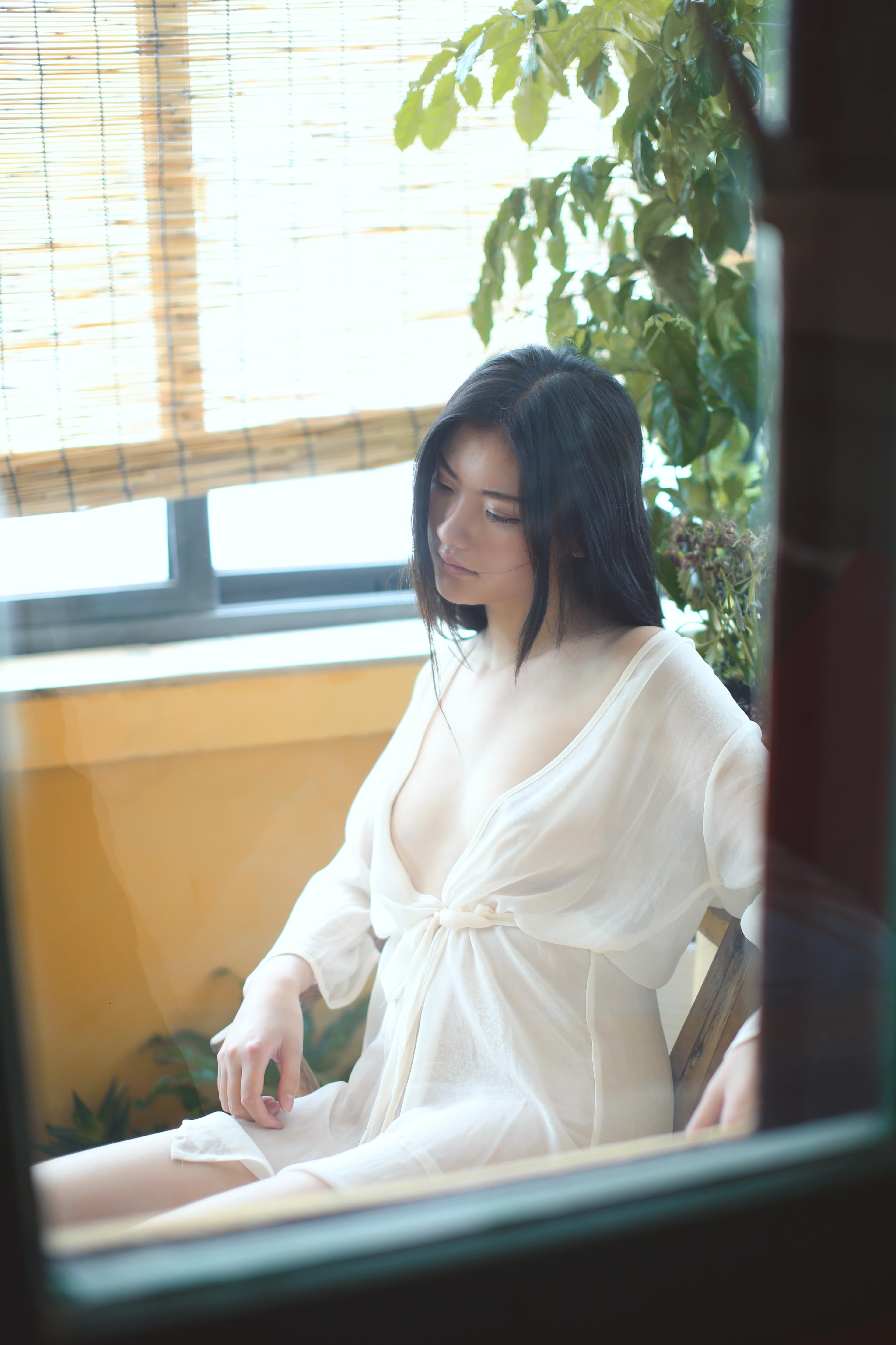A Châu Nhà Dân Tư Phòng Ảnh 34P