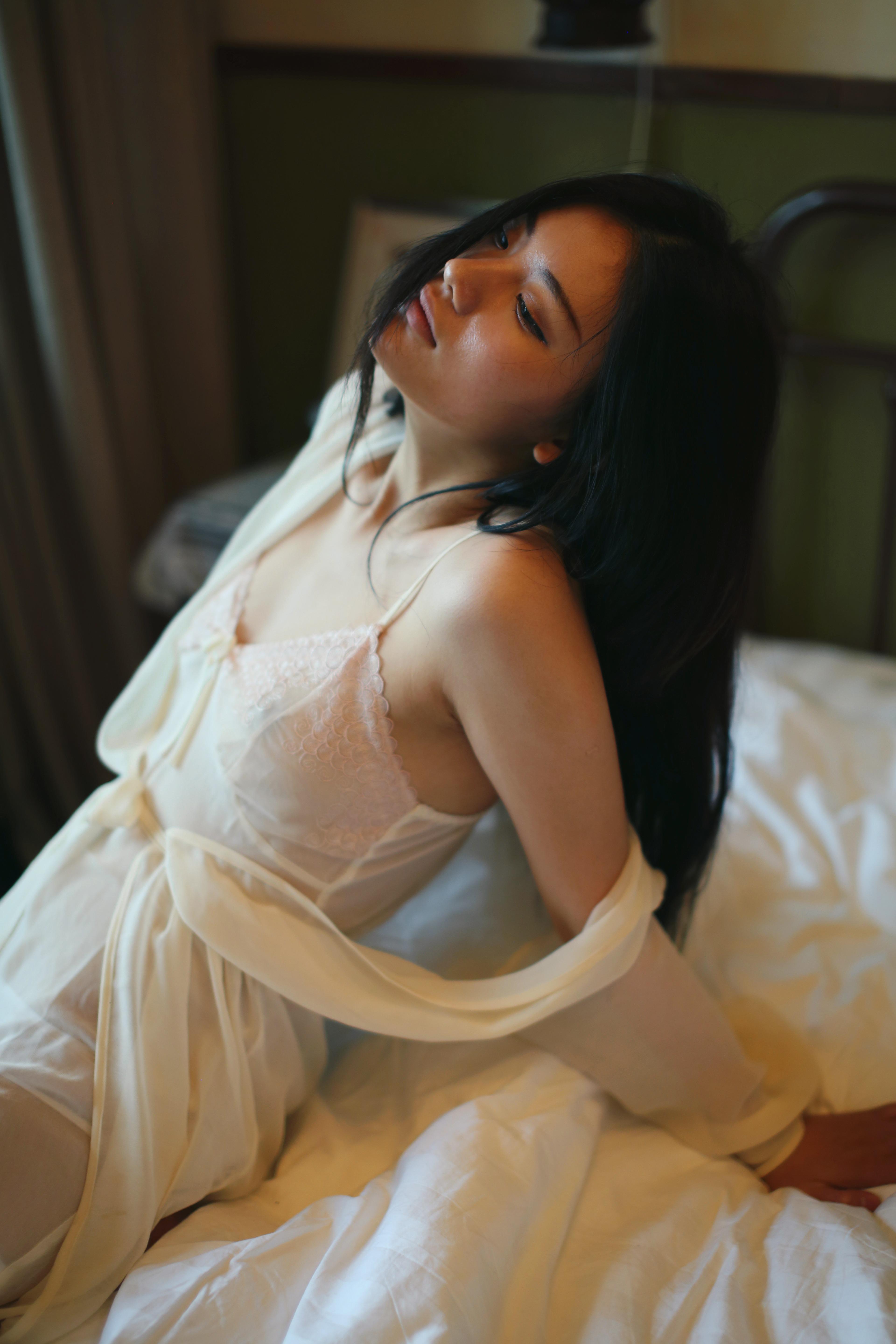 A Zhu Folk House Private Photo 34P