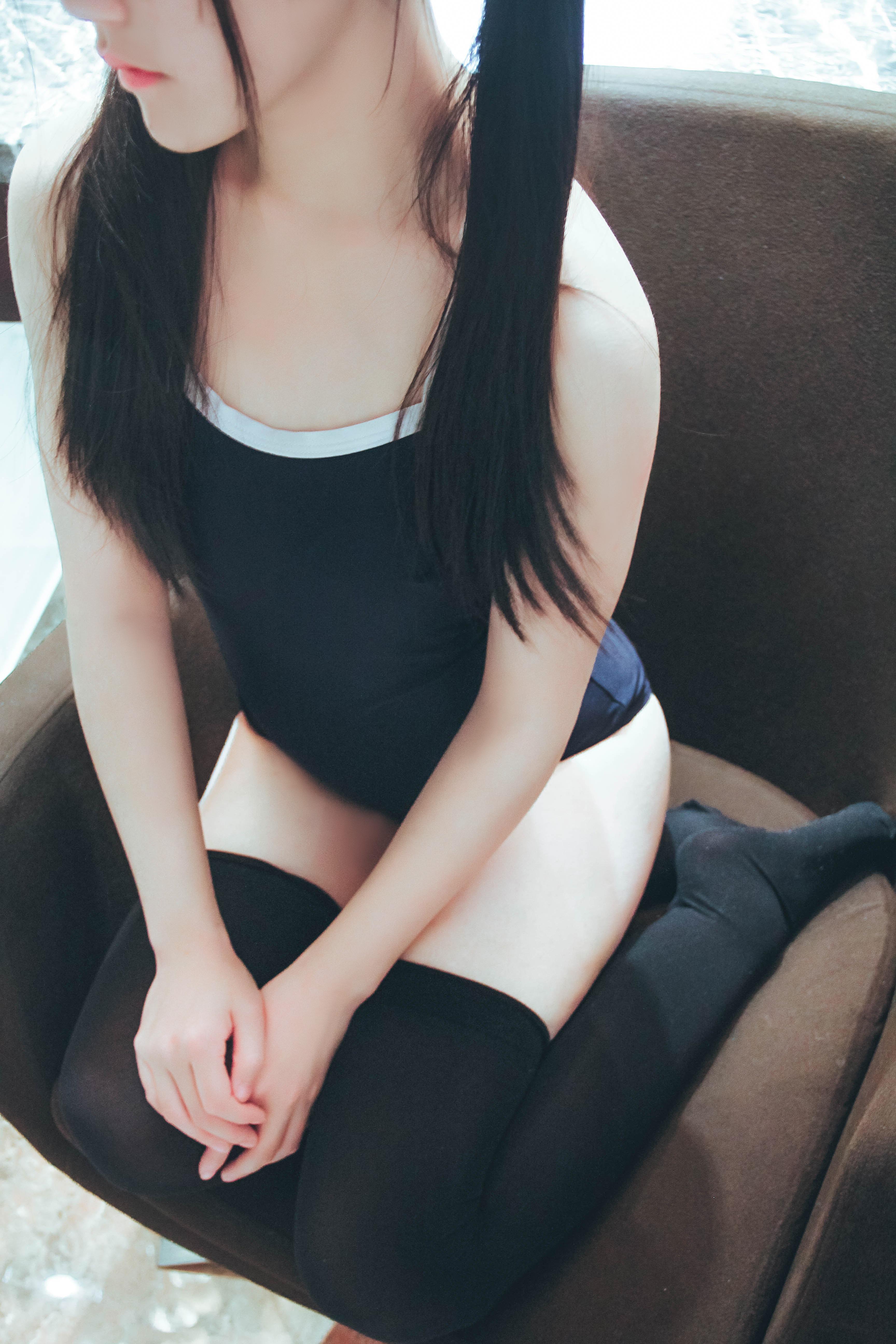 沐浴少女 81P