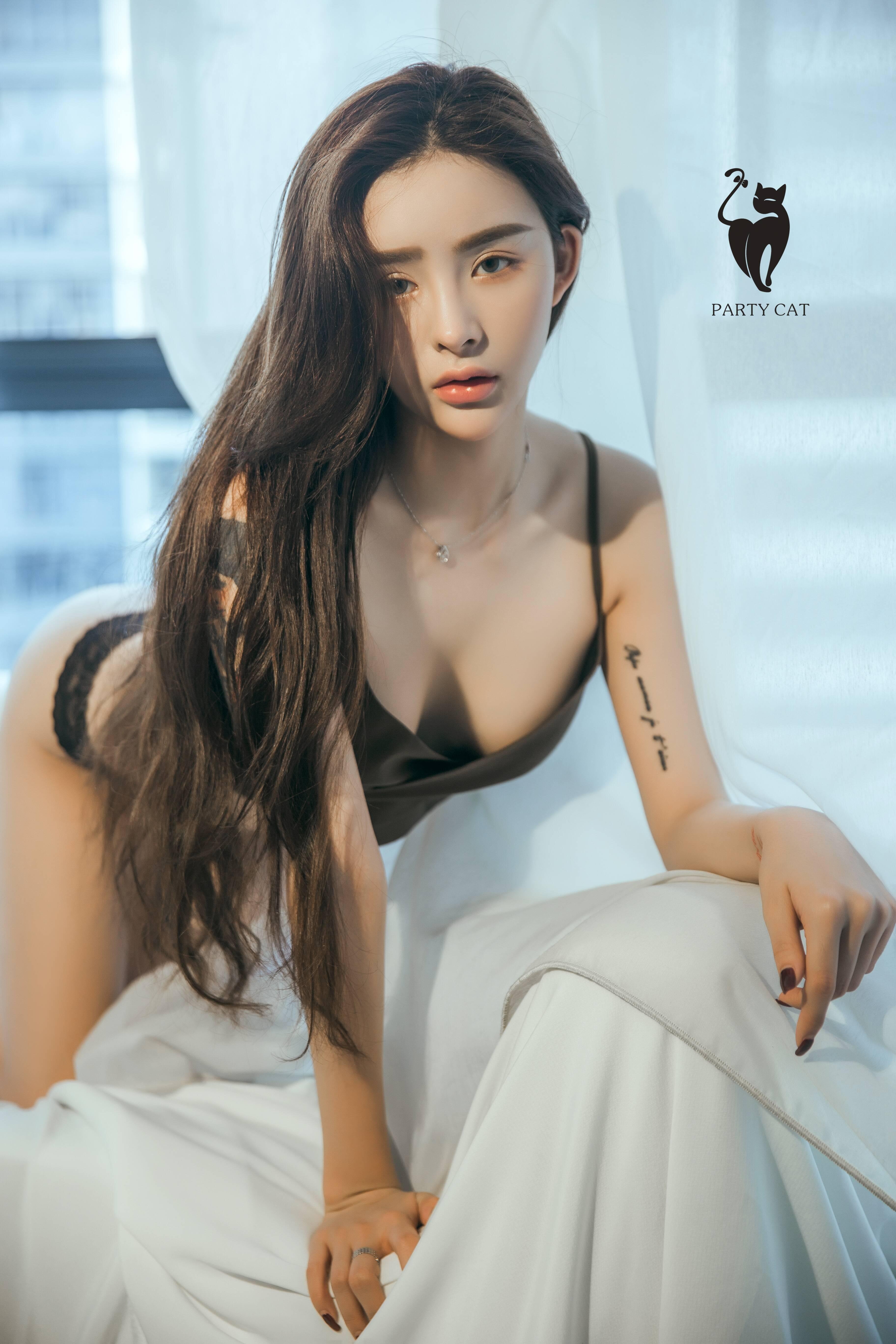 PartyCat 홍파묘] 특집 - YM 사생활 편 35P