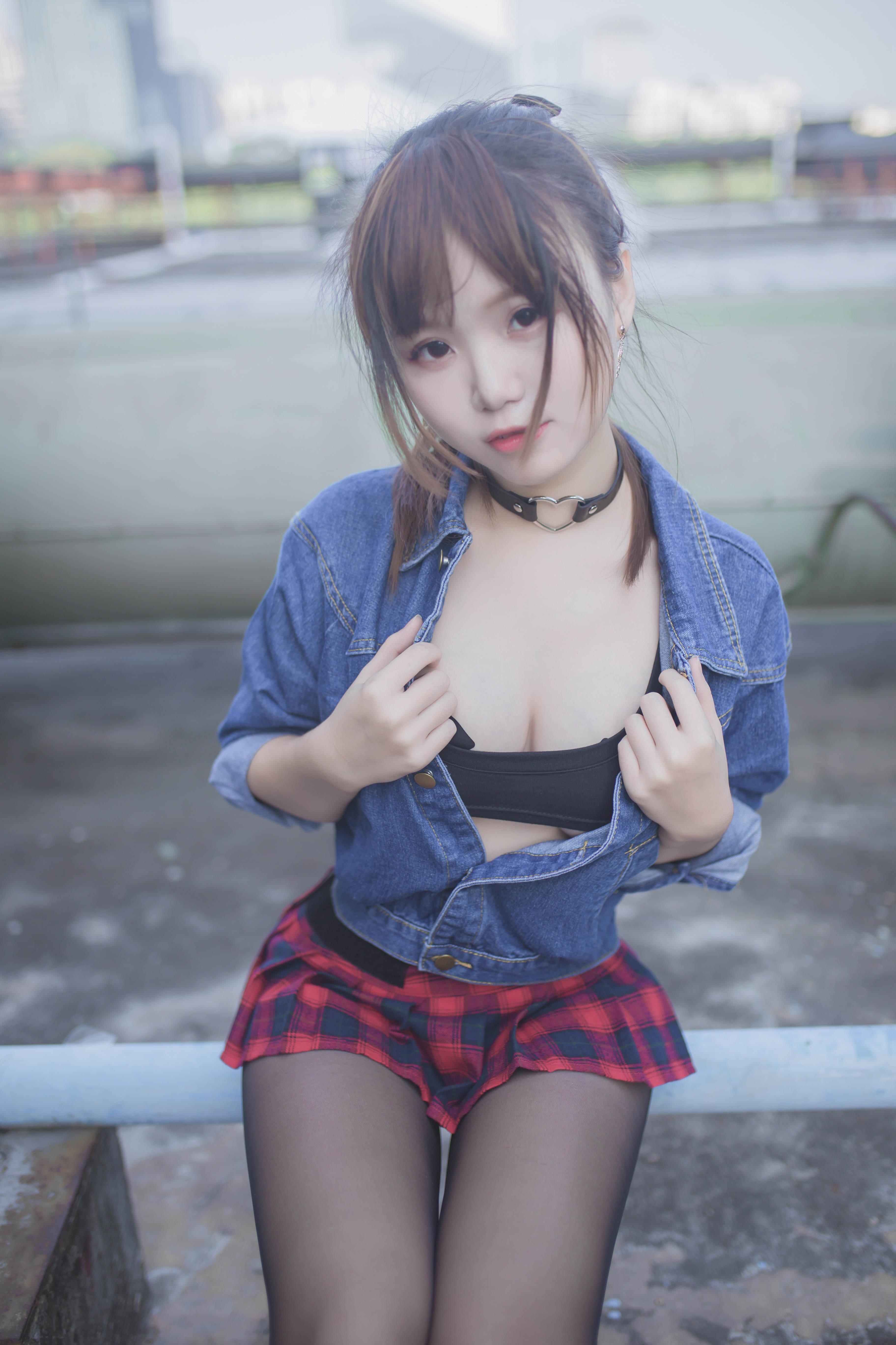 Yoko Takatsuka] Cán bộ Đột kích Tìm kiếm 32P