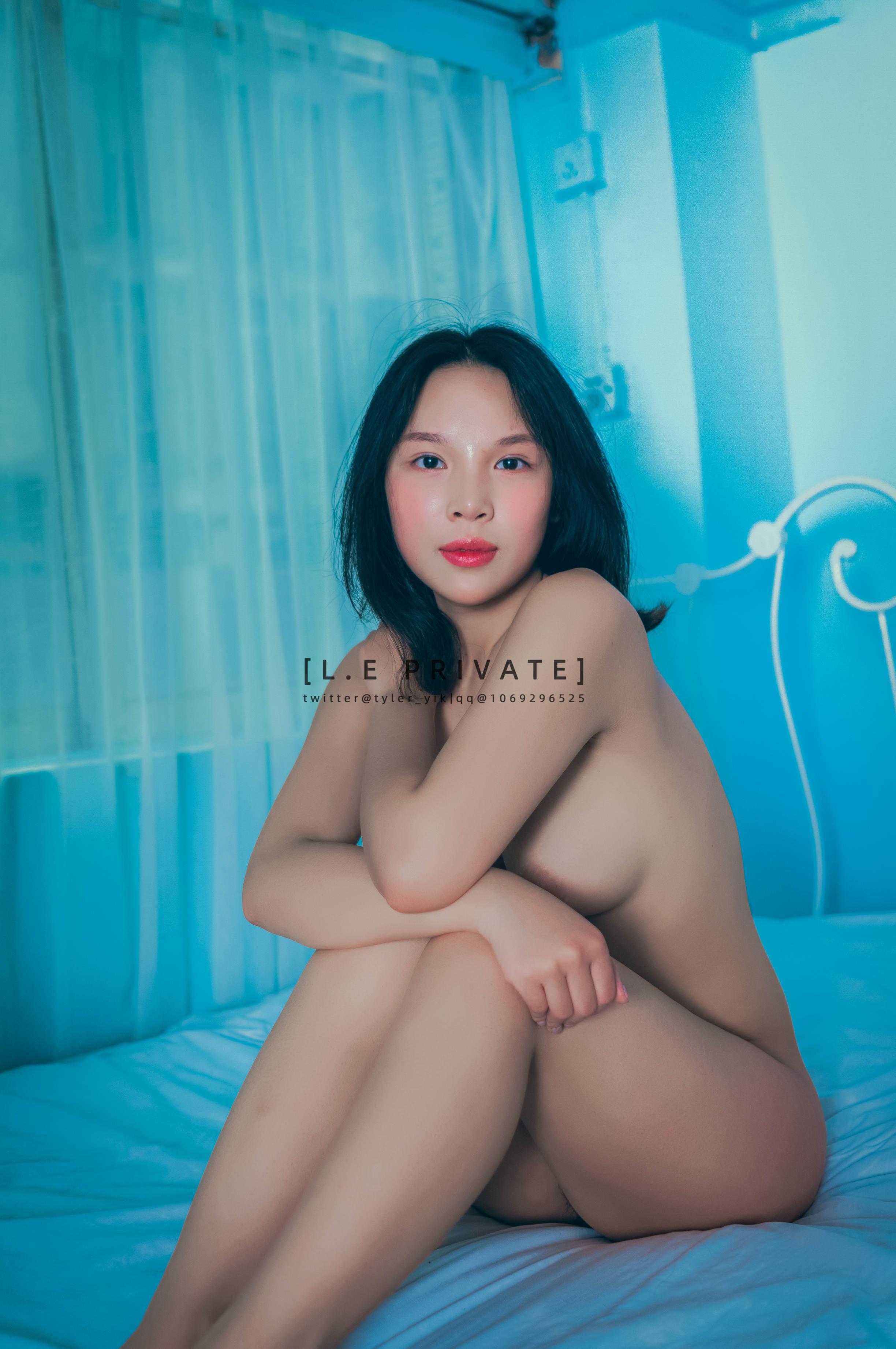 L.E.PRIVATE ผลงาน ชุดรูปไร้เซ็นเซอร์ 40P