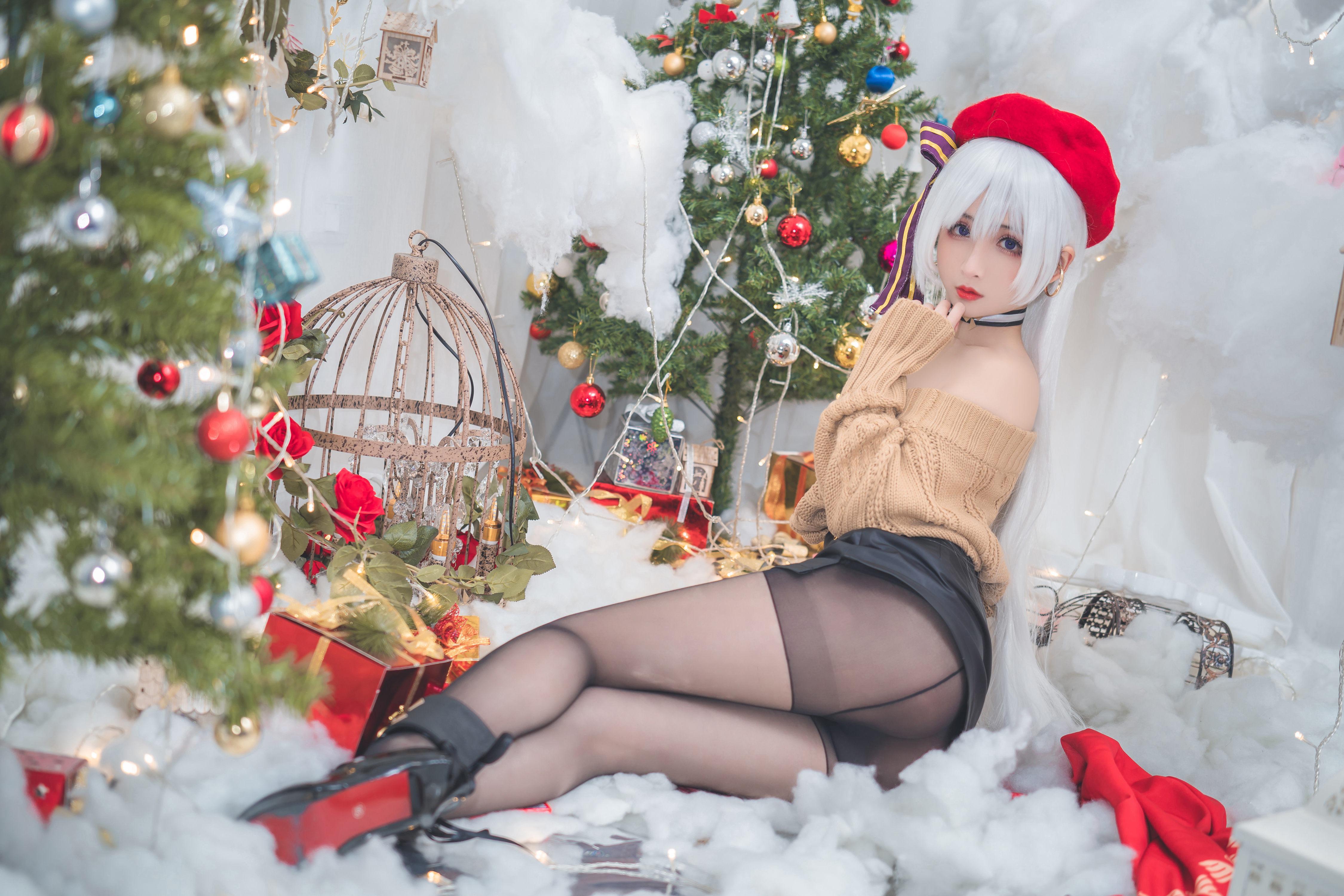 Rioko Liangliangzi - Christmas Bell Belfast 24P