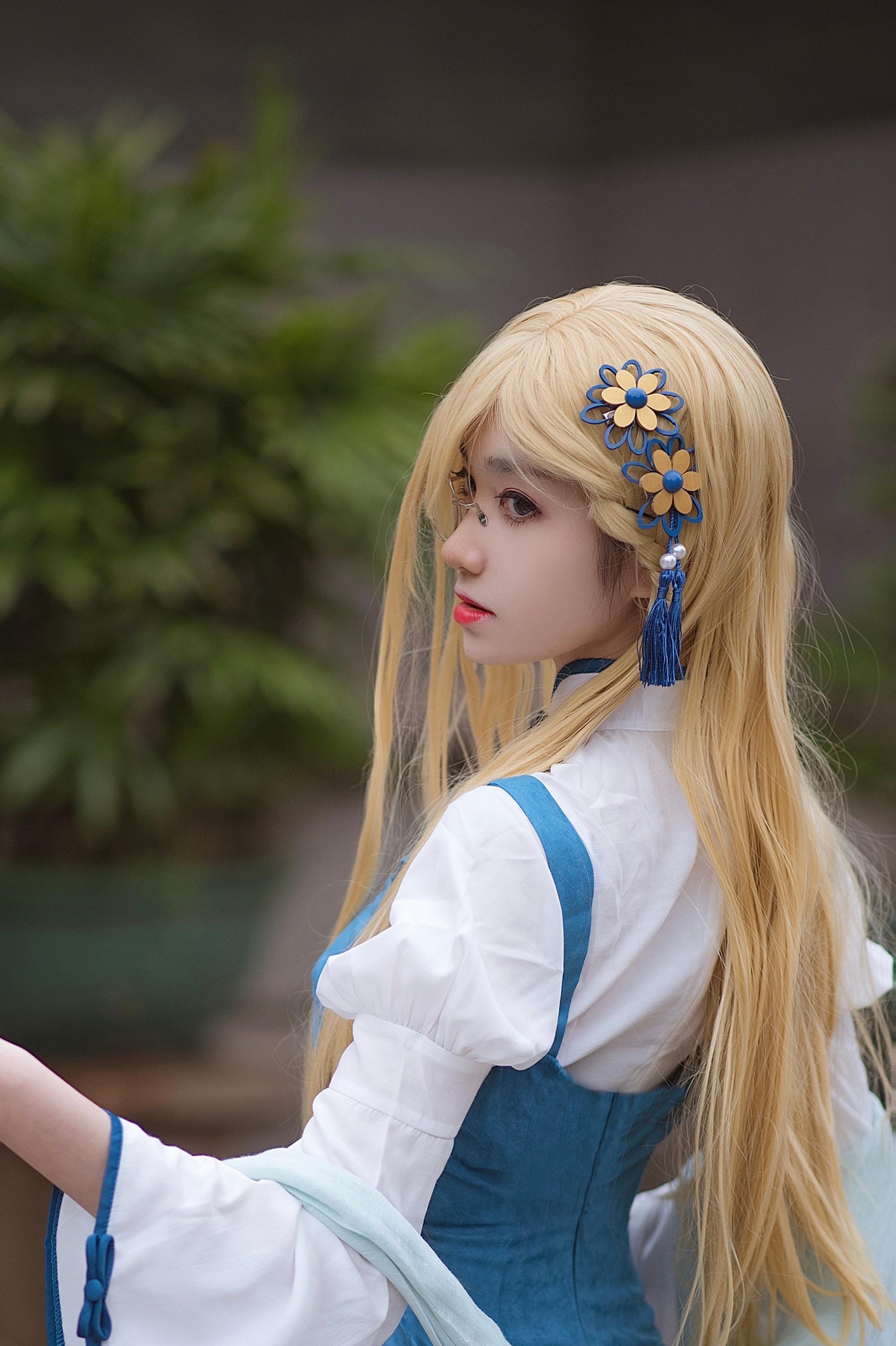 Nam Đào Momoko 82P