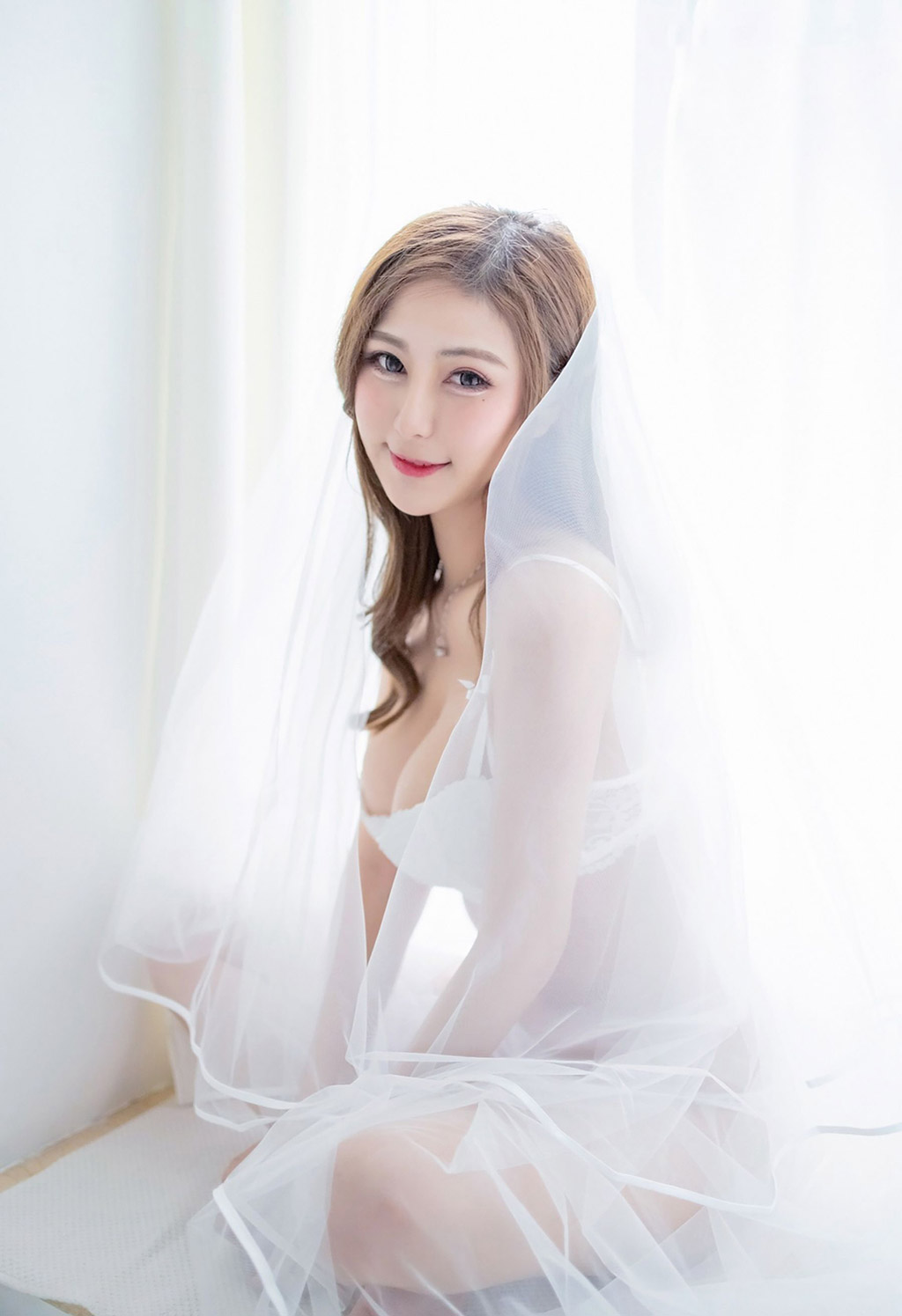 氣質美女Ccci婀娜多姿絲襪美腿控
