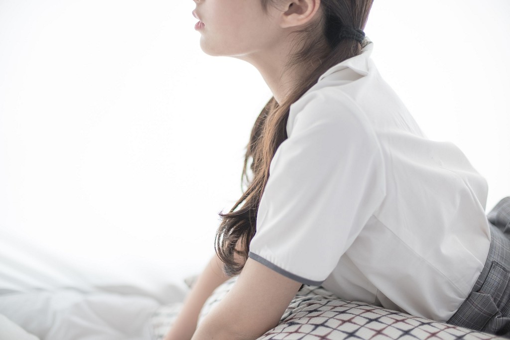 On the Bed JK White Silk [Sen Luo Consortium] R15-009 Photobook [84P