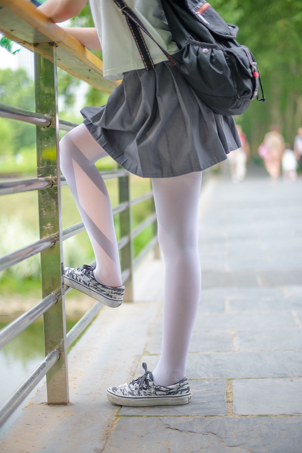 《ไป๋ซือเม่ย์เม่ย์โยวหยวน》 [เซนเลอะไฉ่ทวน] R15-014 หนังสือภาพ[99P