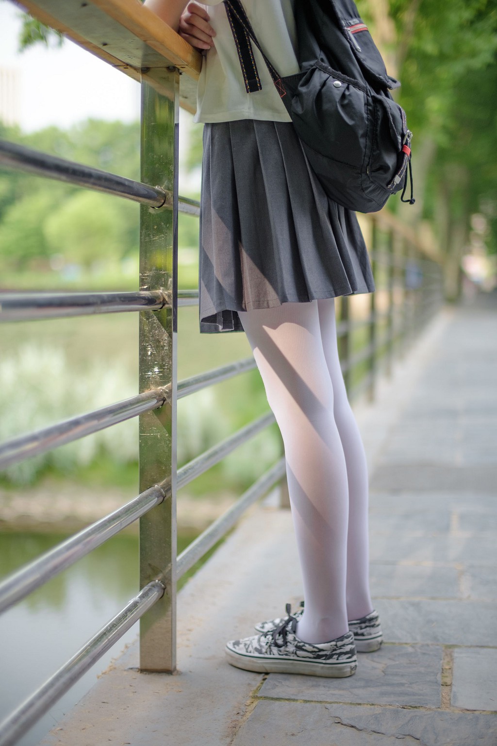 《ไป๋ซือเม่ย์เม่ย์โยวหยวน》 [เซนเลอะไฉ่ทวน] R15-014 หนังสือภาพ[99P