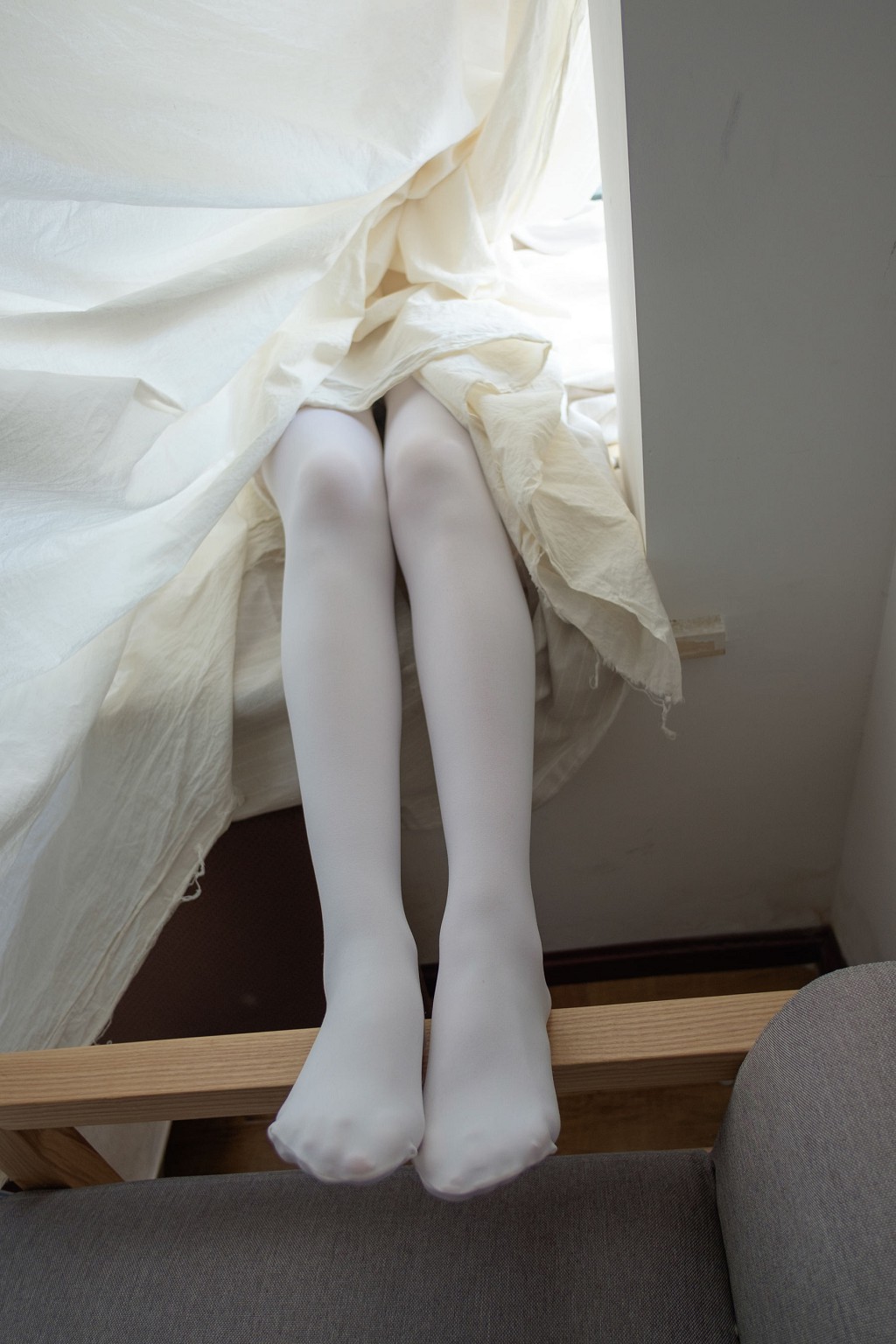 《ช่องไตอึ้งไบ้ซือเสี่ยวหนี่》 [เซ่นลั่วไฉ่ถวน] R15-018 หนังสือภาพ[86P