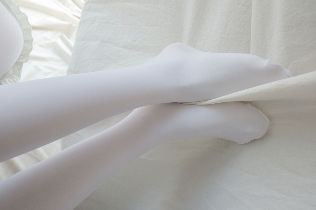 《ช่องไตอึ้งไบ้ซือเสี่ยวหนี่》 [เซ่นลั่วไฉ่ถวน] R15-018 หนังสือภาพ[86P