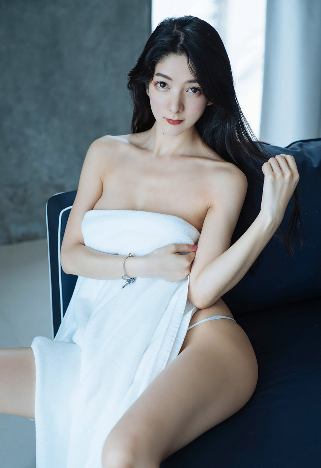 Angela喜欢猫万千风情诱惑人心