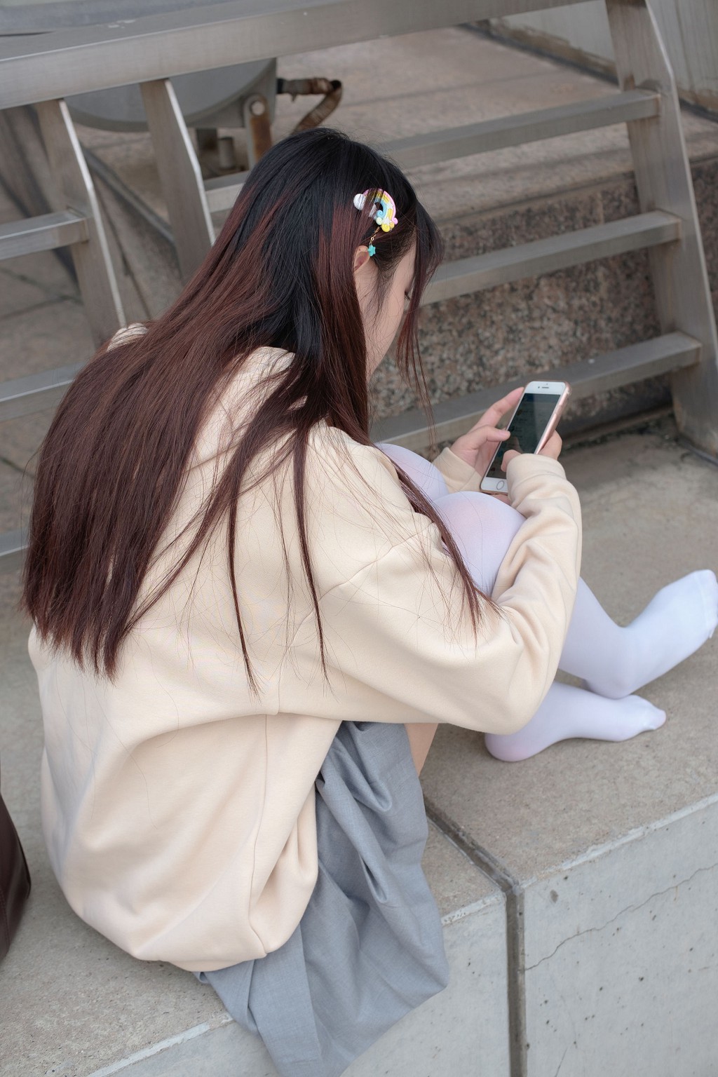 Outdoor White Silk Short Skirt [Sen Luo Consortium] R15-040 Photobook [131P