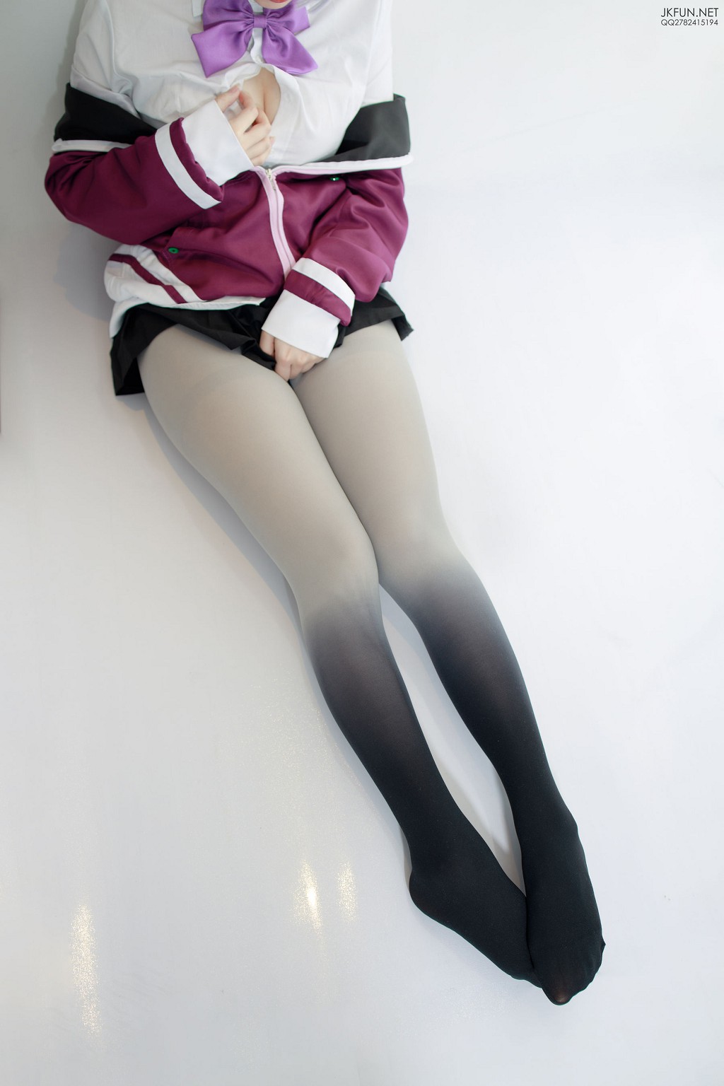 เซวฉิง 《คอสเพลเยอร์》 [เซนลั่วไฉ่ถวน] JKFUN-004 หนังสือภาพ[123P