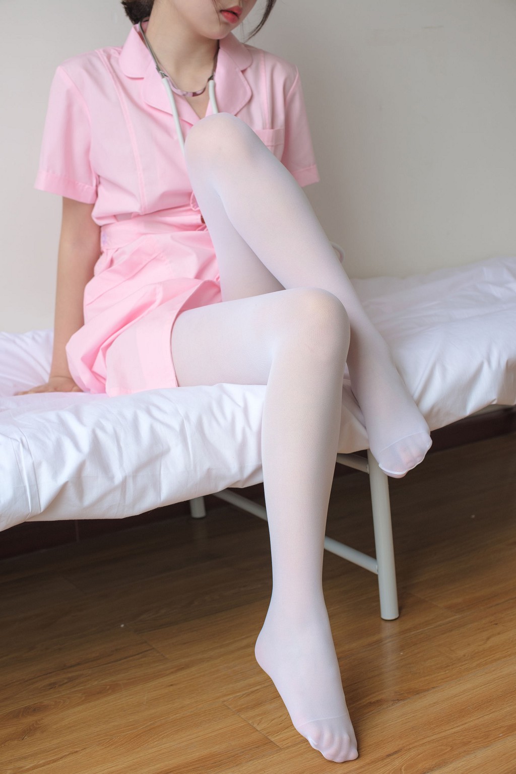 「白絲を着たナースの妹」 [森蘿財団] X-021 写真集[167P
