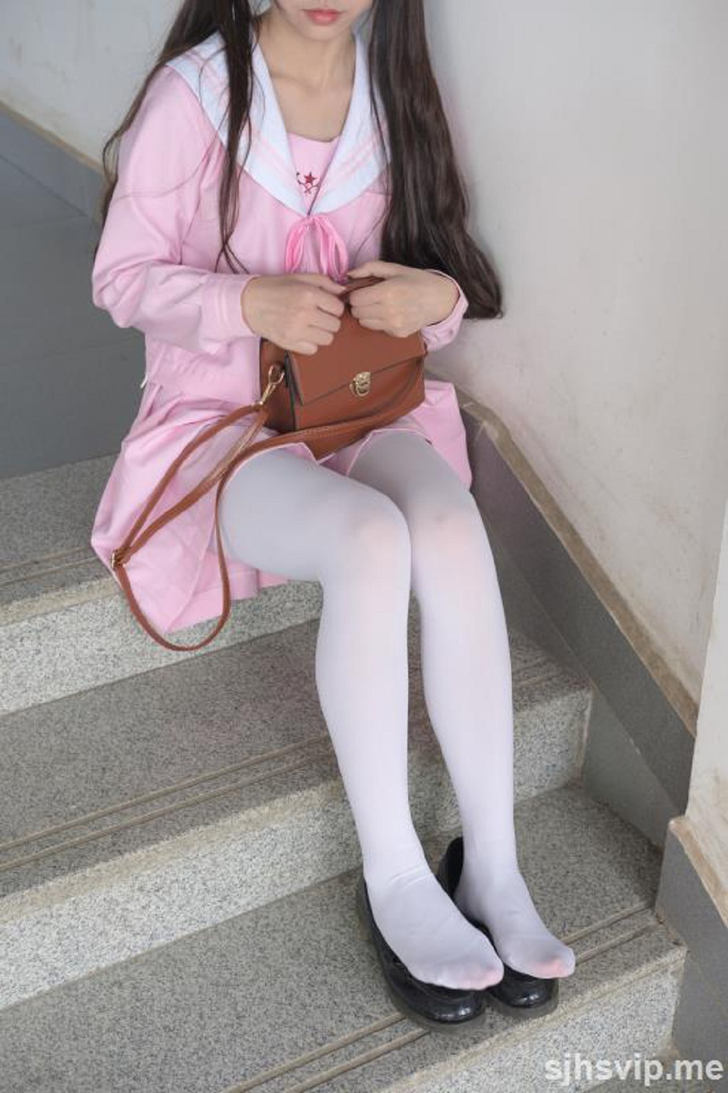 「JK ピンク制服 白ストッキング」 [シンラ財団] X-026 写真集[113P