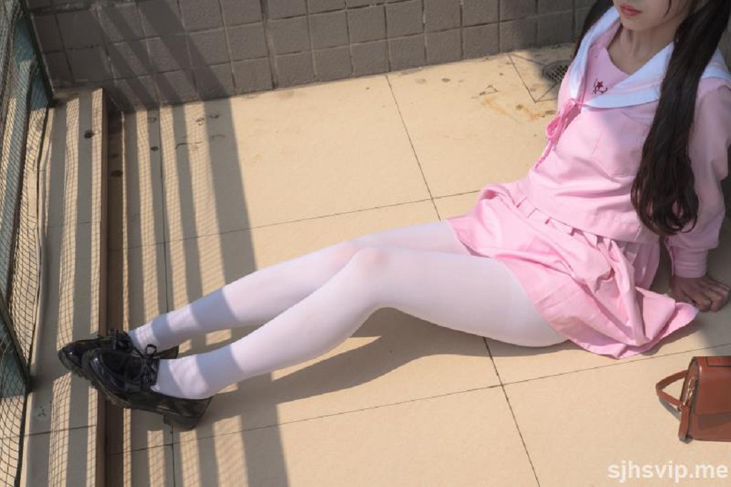 「JK ピンク制服 白ストッキング」 [シンラ財団] X-026 写真集[113P