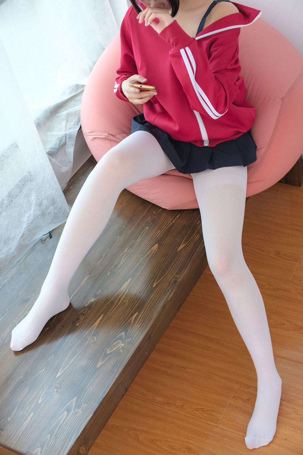 สาวนักเรียนชุดนักเรียนถุงเท้าขาวเท้าสวยงาม [เซนโล่ ไคทวน] [BETA-026] หนังสือภาพ[78P