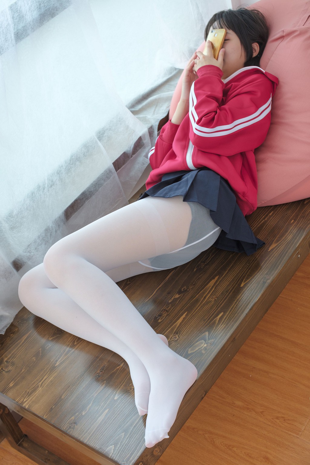 สาวนักเรียนชุดนักเรียนถุงเท้าขาวเท้าสวยงาม [เซนโล่ ไคทวน] [BETA-026] หนังสือภาพ[78P