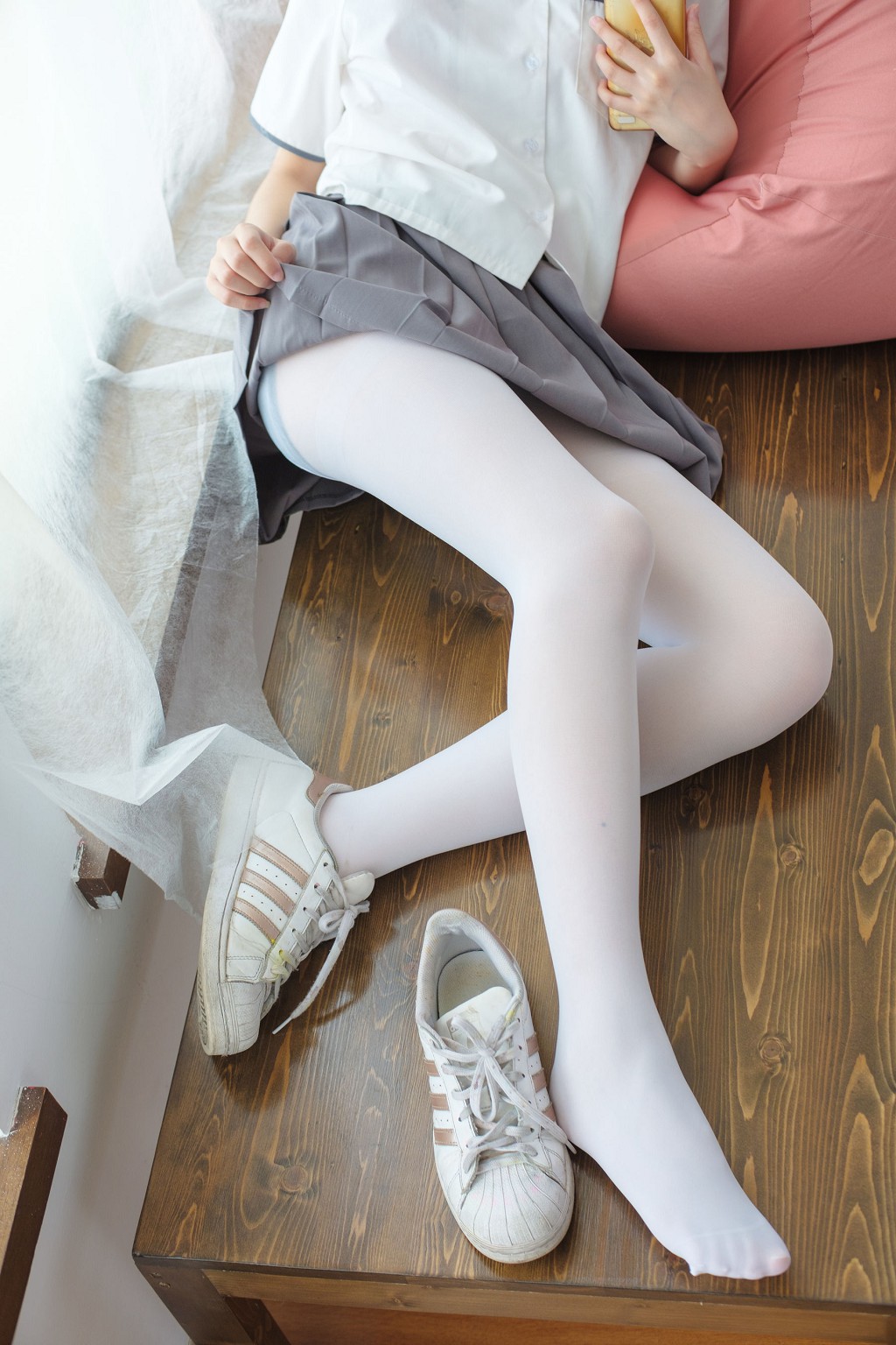 School uniform white silk beautiful foot girl [Senluo Foundation] [BETA-026] Photo collection [78P]
