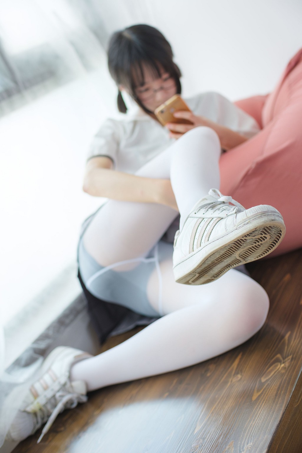 School uniform white silk beautiful foot girl [Senluo Foundation] [BETA-026] Photo collection [78P]