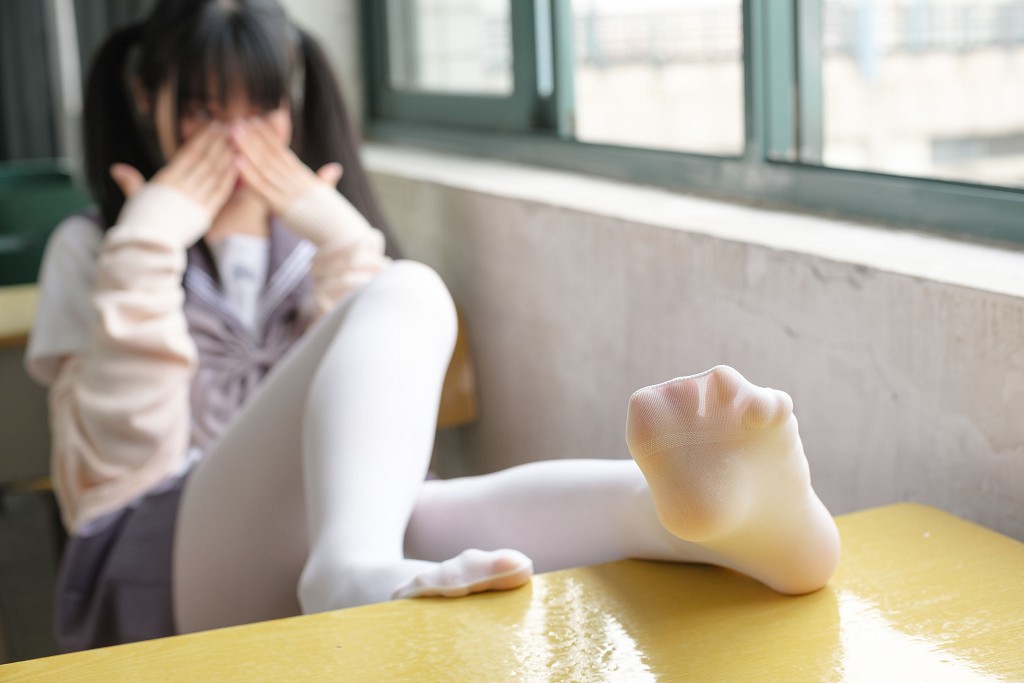 森萝财团：JK校服白丝 X-017 99P