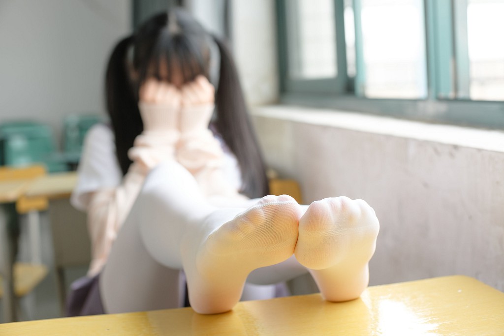 森萝财团：JK校服白丝 X-017 99P