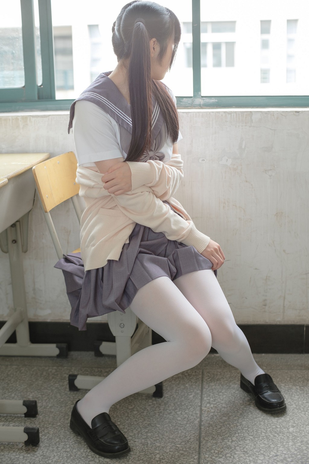 森萝财团：JK校服白丝 X-017 99P