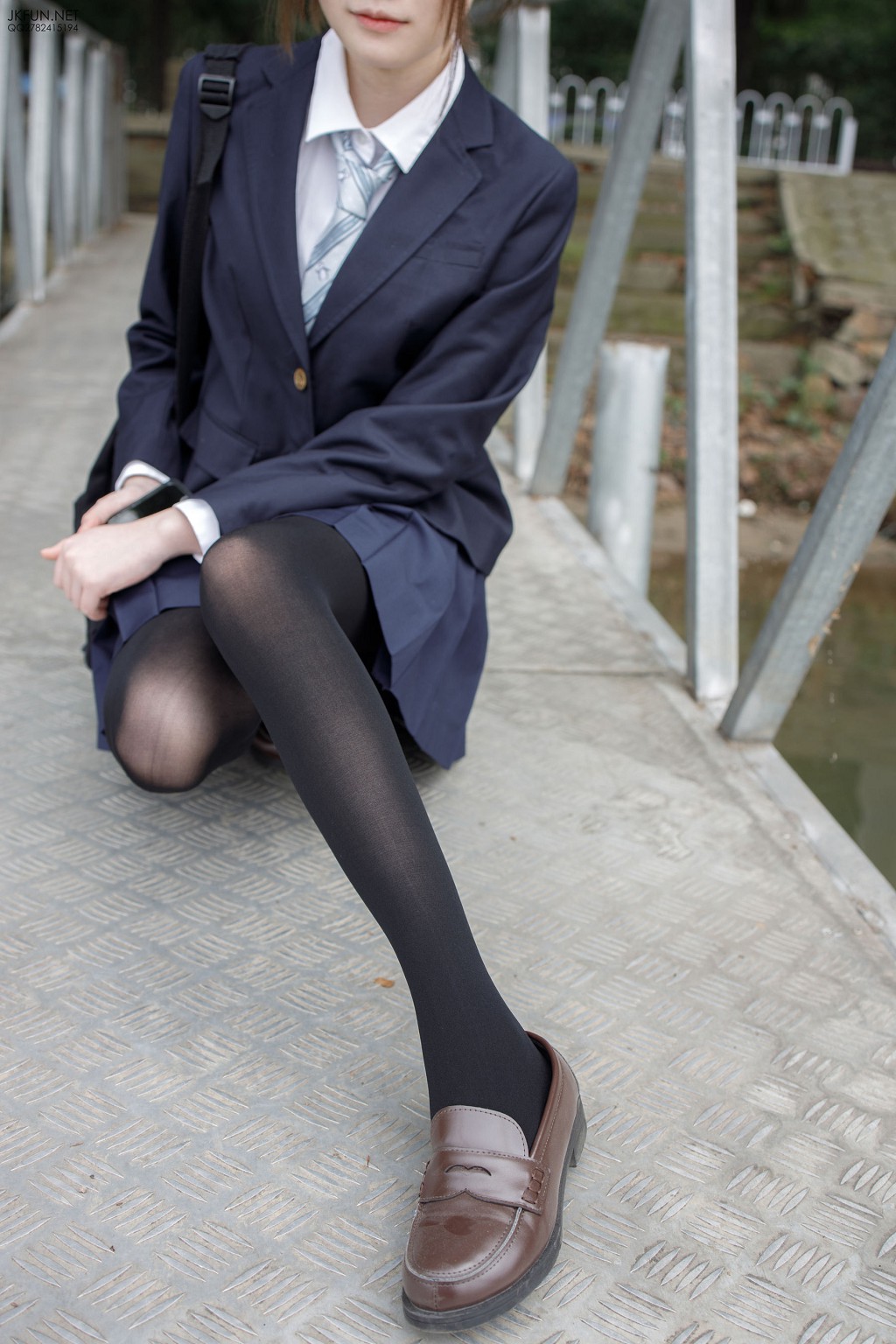 Aika《日系黑丝》 [森萝财团] JKFUN-006 写真集[140P]