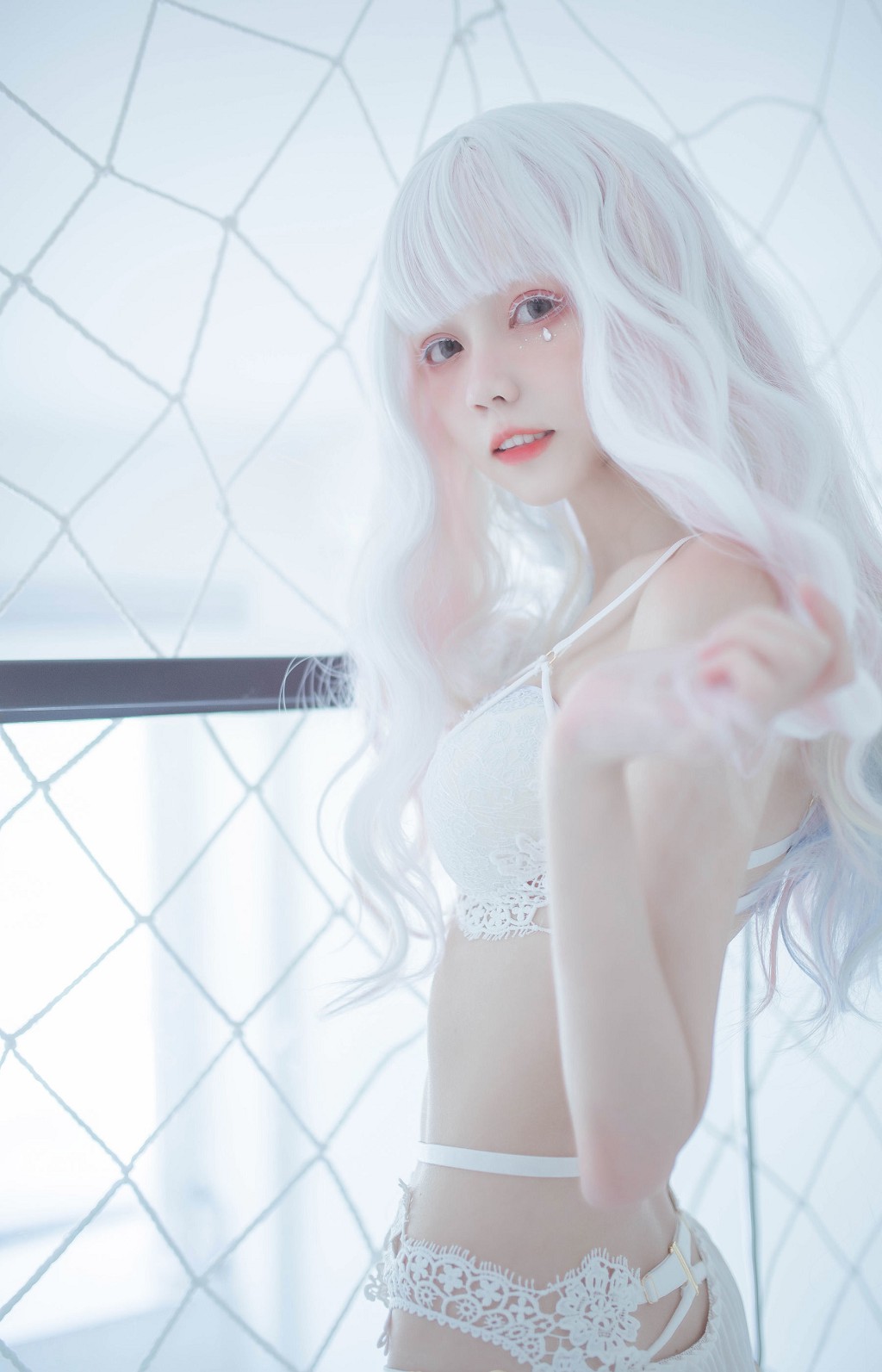 你的负卿《白色蕾丝私房》 [COSPLAY福利] 写真集[33P]