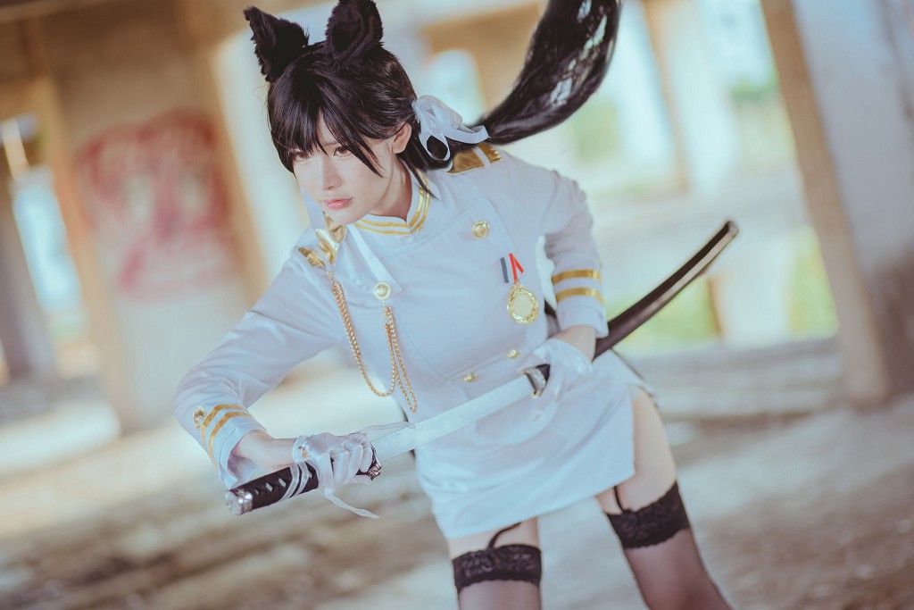 Ono no Imoko w: There is a Mastiff Inside [Cosplay Beauty] Photobook [72P