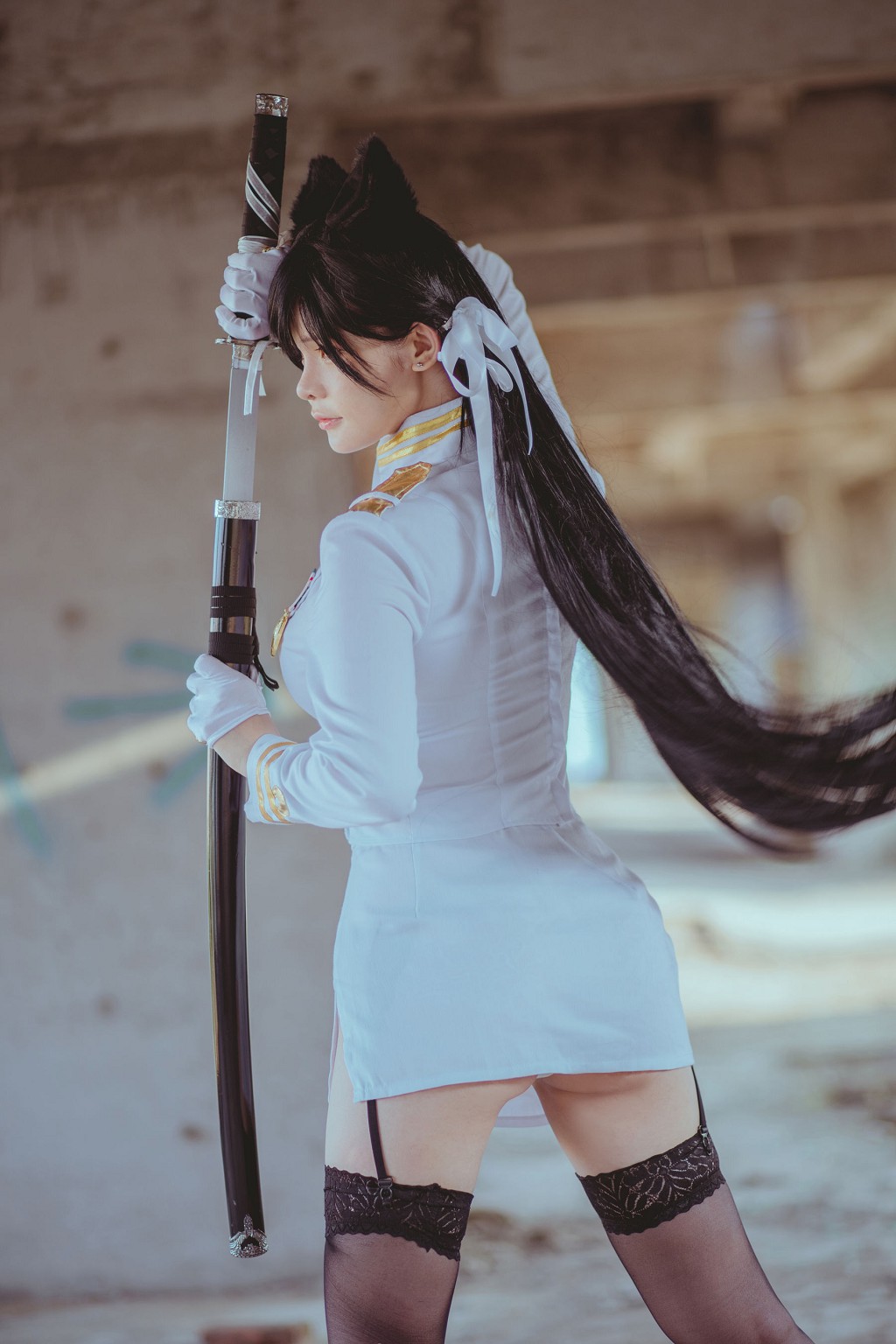 Ono no Imoko w: There is a Mastiff Inside [Cosplay Beauty] Photobook [72P