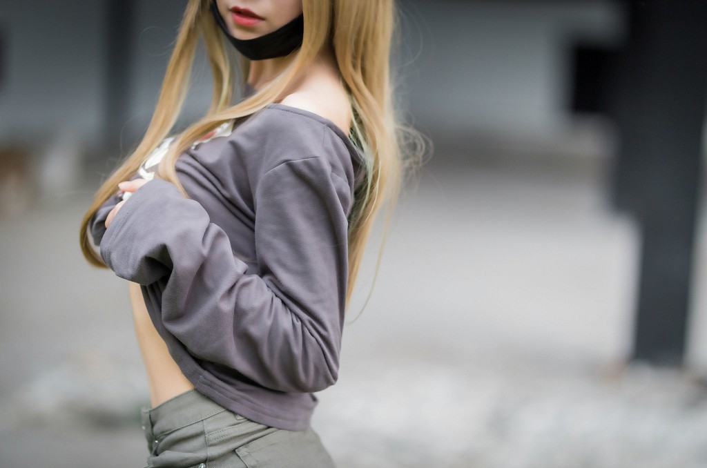逐月su《汉森废墟》 [COSPLAY美少女] 写真集[36P]