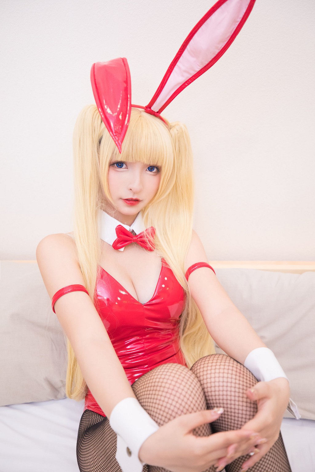 โคเซอร์สาวสวยคาคุราชากะ มาฟุยุ 《มากกว่าแฟน》 [คอสเพลย์สาวสวย] หนังสือภาพ [150P