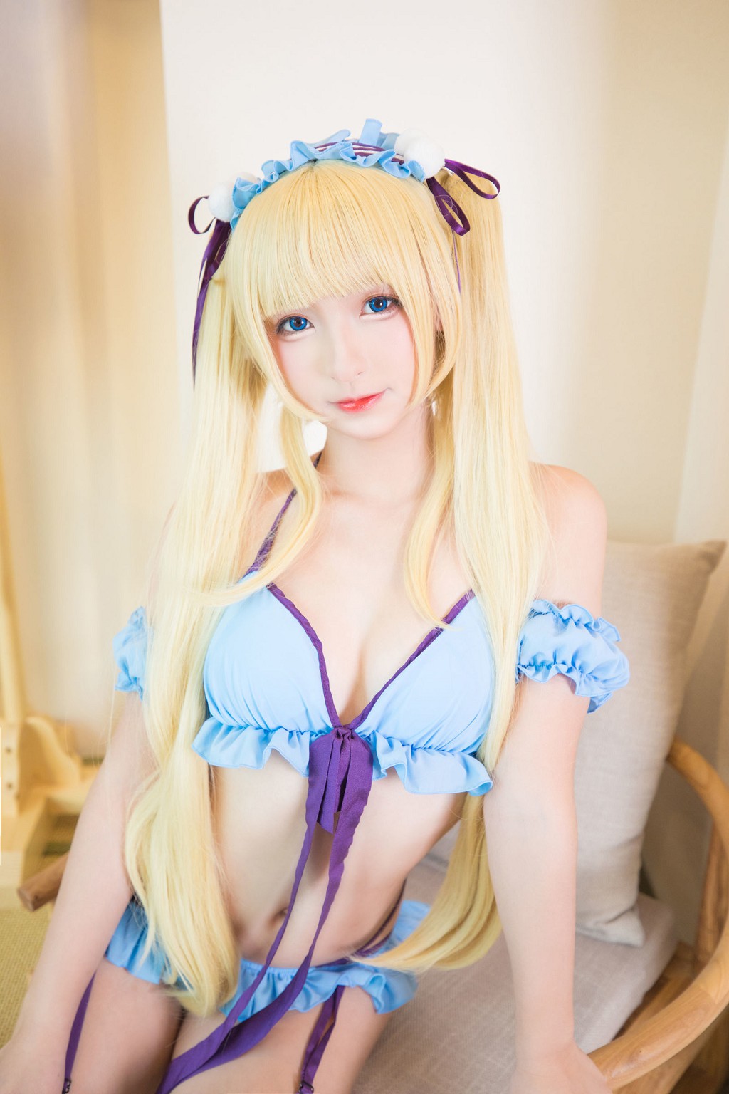 โคเซอร์สาวสวยคาคุราชากะ มาฟุยุ 《มากกว่าแฟน》 [คอสเพลย์สาวสวย] หนังสือภาพ [150P