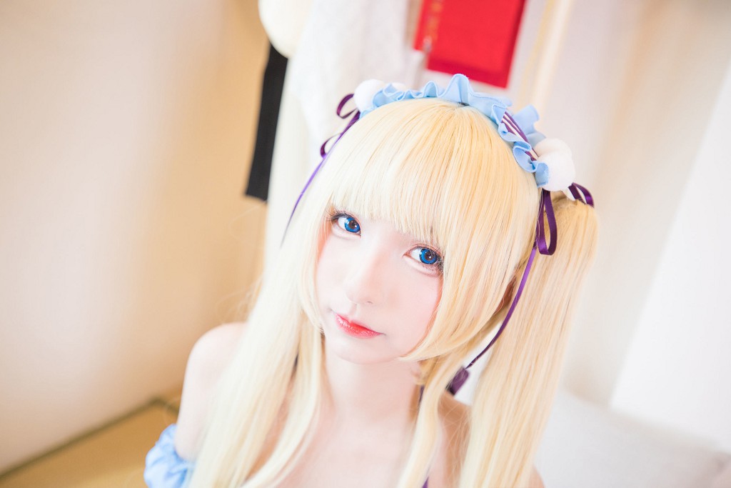 โคเซอร์สาวสวยคาคุราชากะ มาฟุยุ 《มากกว่าแฟน》 [คอสเพลย์สาวสวย] หนังสือภาพ [150P