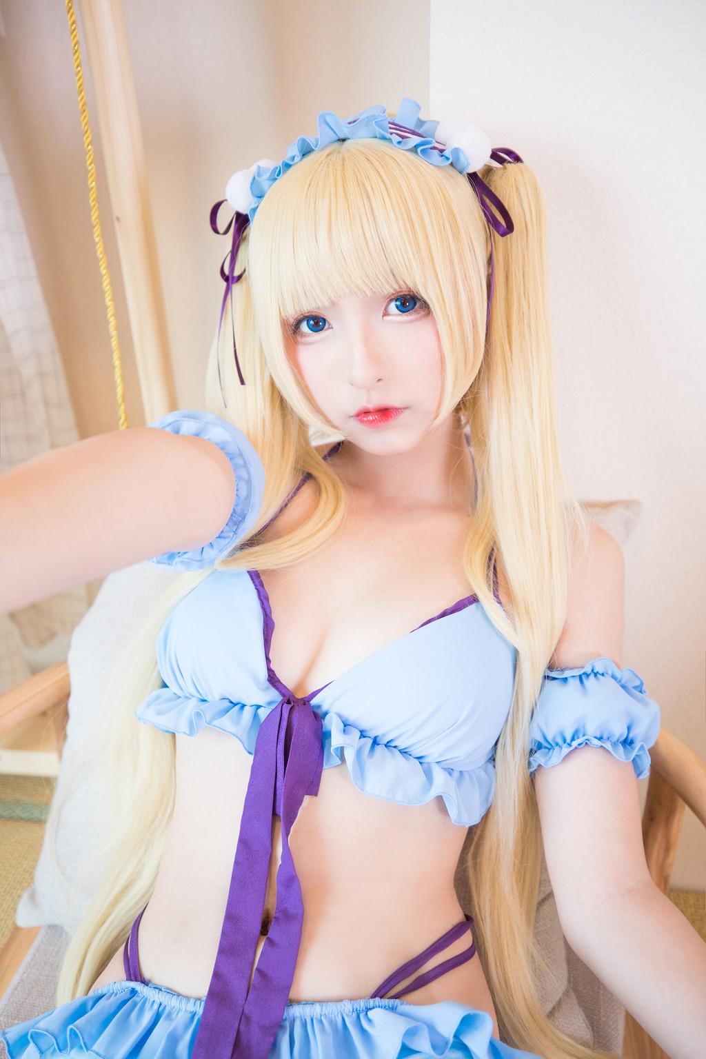 โคเซอร์สาวสวยคาคุราชากะ มาฟุยุ 《มากกว่าแฟน》 [คอสเพลย์สาวสวย] หนังสือภาพ [150P
