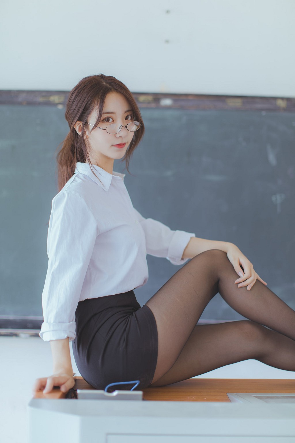 คอเซอร์ เฮย์ชวน 《ครูถุงน่องดำ》 [คอสเพลย์ สวัสดิการ] หนังสือภาพ [43P