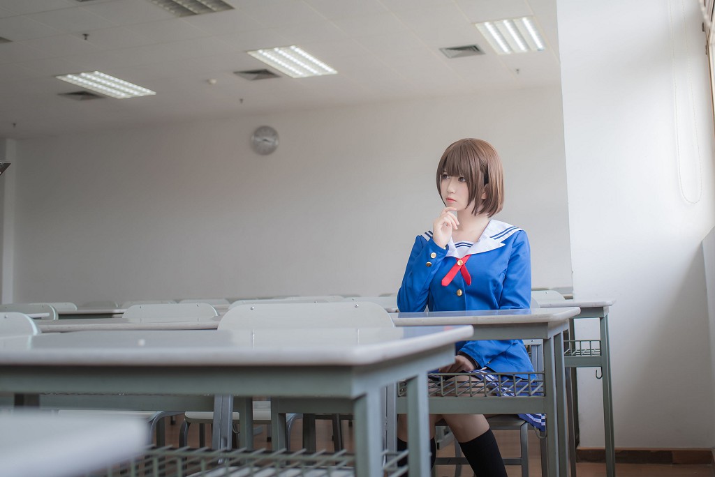 白金Saki 《校服》 [COSPLAY福利] 写真集[29P]