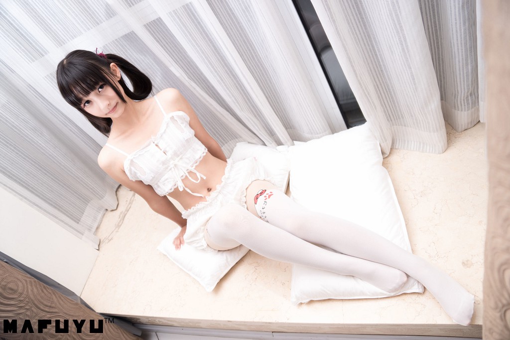 คาคุราชากะ มาฟุยุ 《ซีรีส์เล็บแมวไหมขาว》 [COSPLAY สาวสวย] หนังสือภาพ [100P