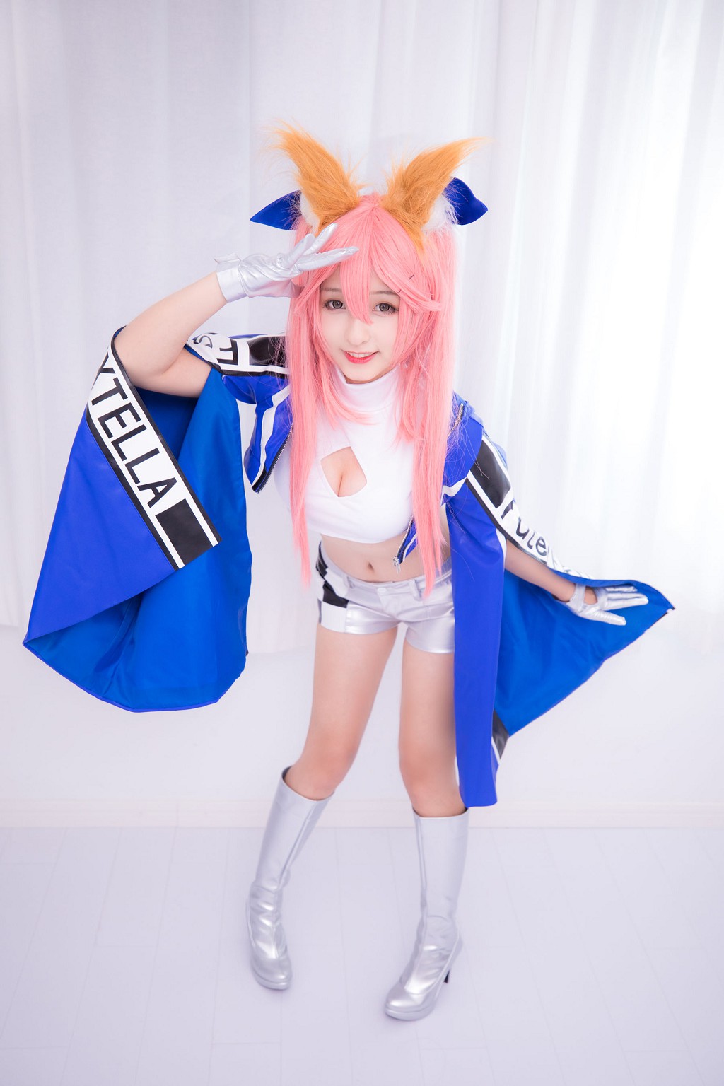 神楽坂真冬《目標はあなた、エンジン全開！！》 [萝莉COSPLAY] 写真集[150P]