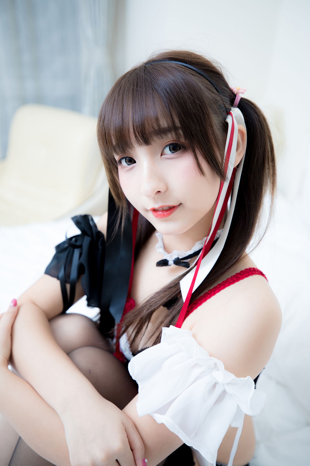 โคเซอร์ คาคุระซากะ มาฟุยุ 《ลิตเทิล เดวิล》 [ฟูหลี่คอสเพลย์] หนังสือภาพ [150P