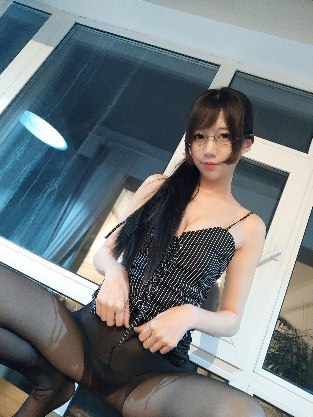 นางิสะ魔物喵《ซีรีส์ถ่ายเอง เลขาส่วนตัว》 [COSPLAY สาวสวย] หนังสือภาพ[55P