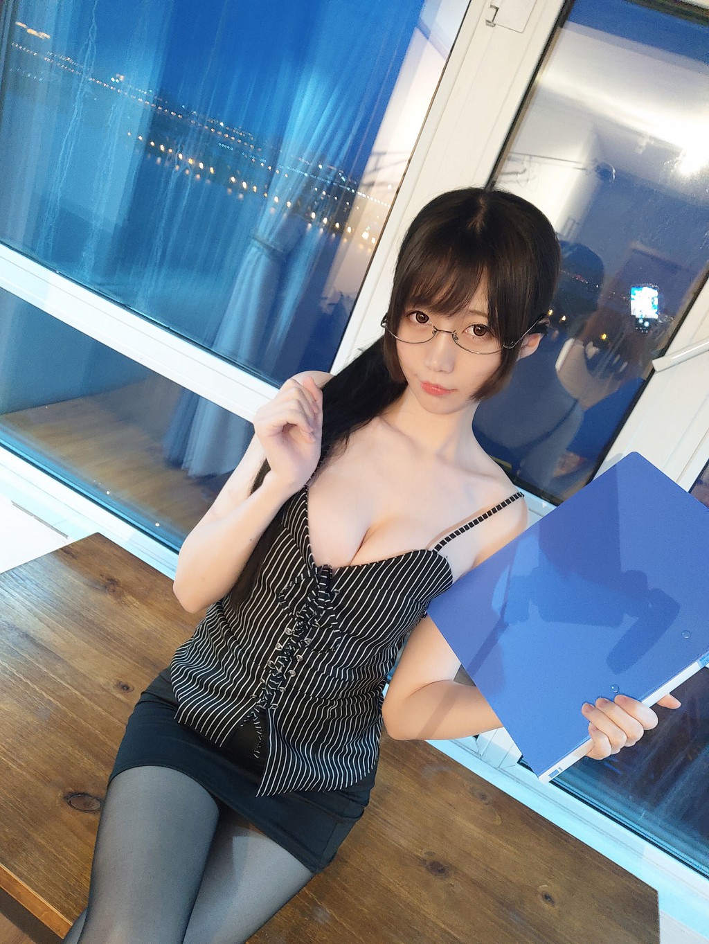 นางิสะ魔物喵《ซีรีส์ถ่ายเอง เลขาส่วนตัว》 [COSPLAY สาวสวย] หนังสือภาพ[55P