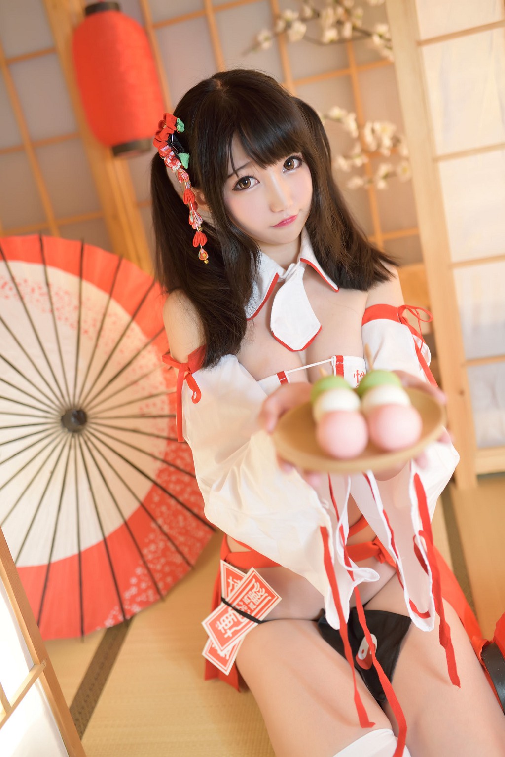 ナゲサ 魔物女 《和風コス》 [コスプレ美女] 写真集[53P