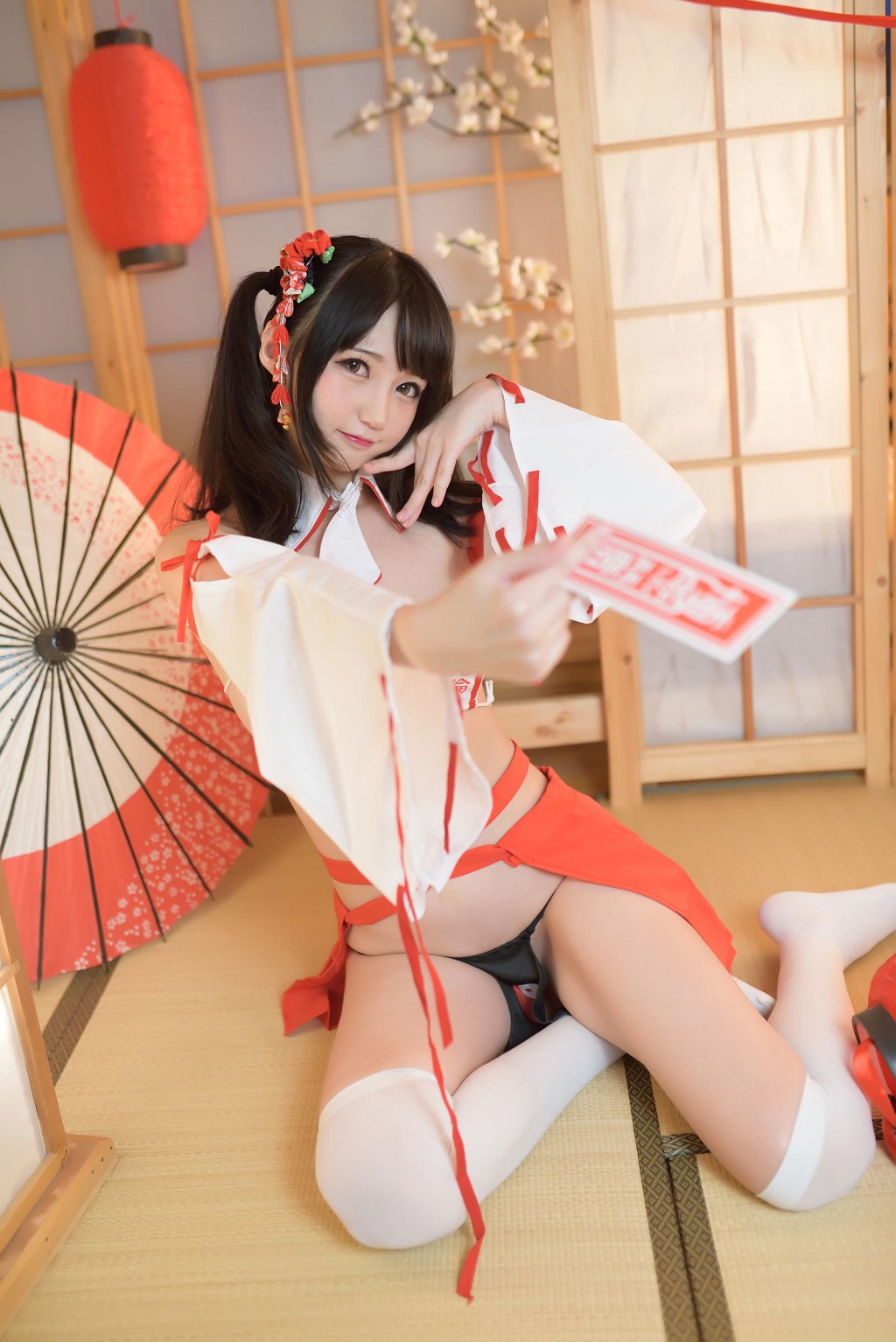 ナゲサ 魔物女 《和風コス》 [コスプレ美女] 写真集[53P