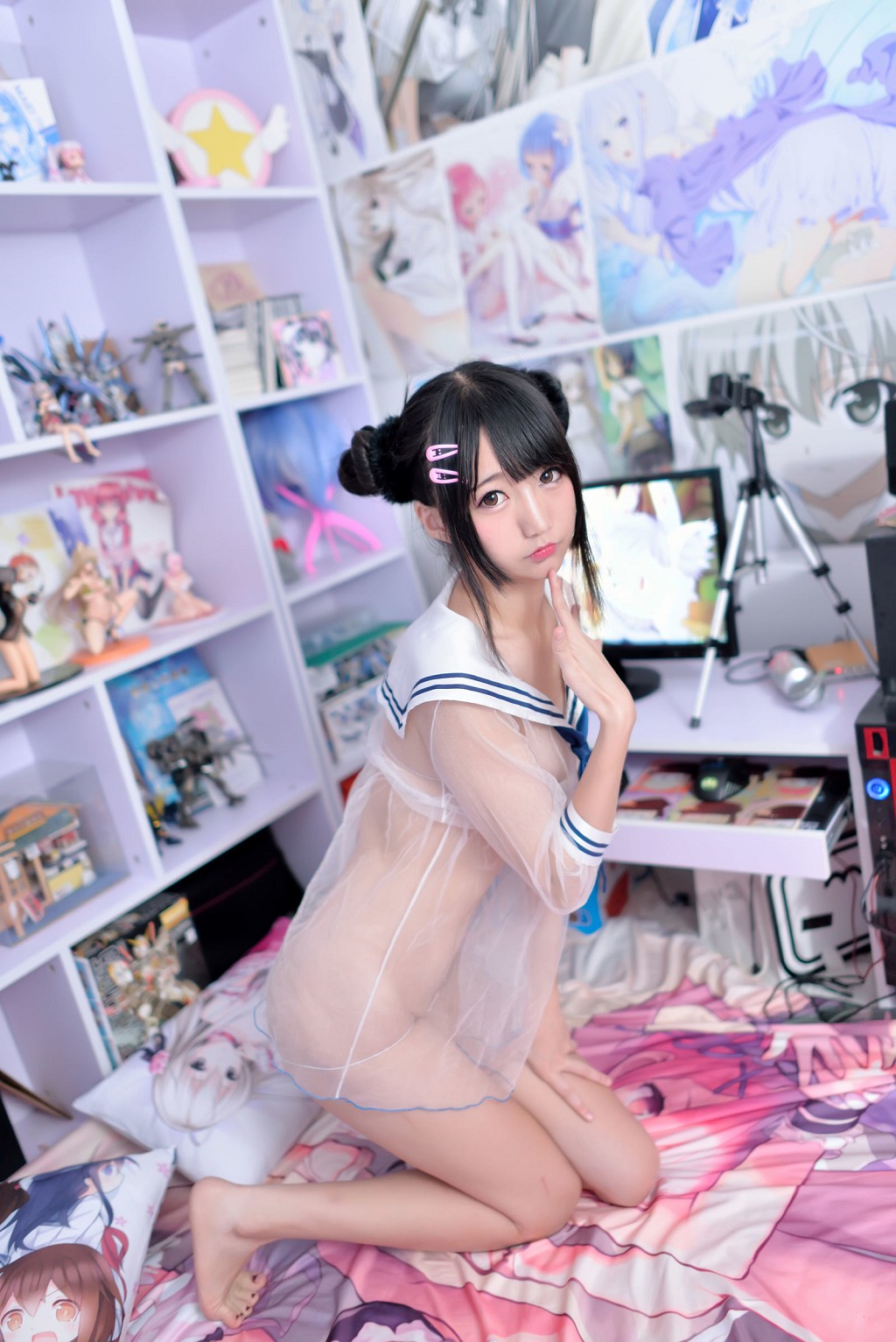 ナゲサ魔物女《シースルー水手服 + 丁字パンツ》 [コスプレ特典] 写真集[35P
