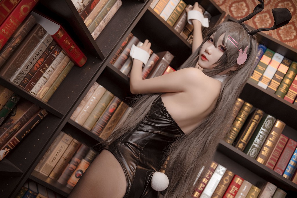 โกโมริ เฮียคคิ《ซากุระจิมะ ไม กระต่ายสาว》 [โคสเพลย์ สาวสวย] หนังสือภาพ[38P