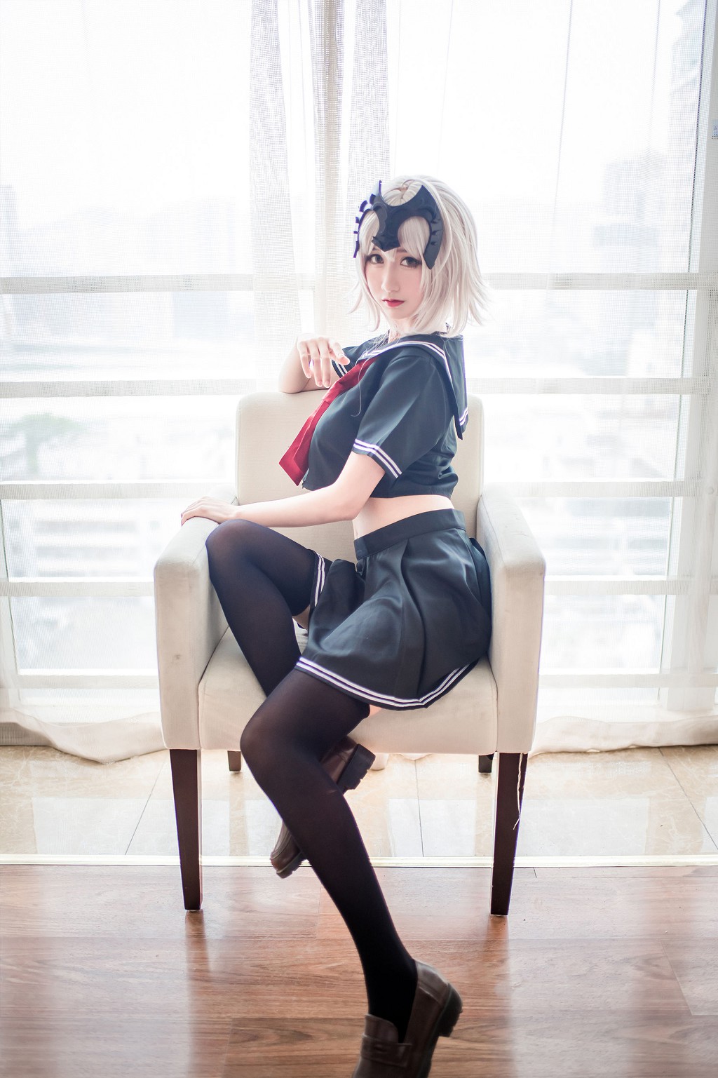 人气COSER木绵绵OwO《贞德（黑）》 [Cosplay福利] 写真集[23P]