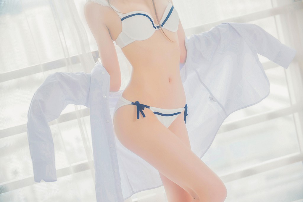 桜桃喵 《白衬衫双马尾》 [萝莉COS] 写真集[47P]
