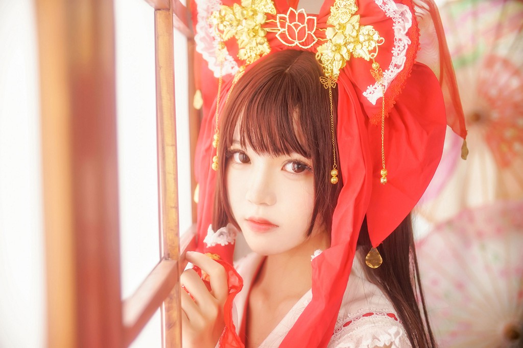 疯猫ss《灵梦》 [萝莉COS] 写真集[40P]